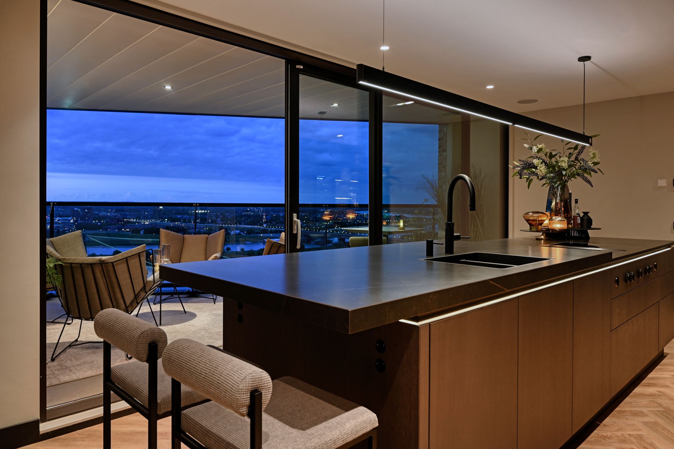 Foto 12 van Waalbandijk 529