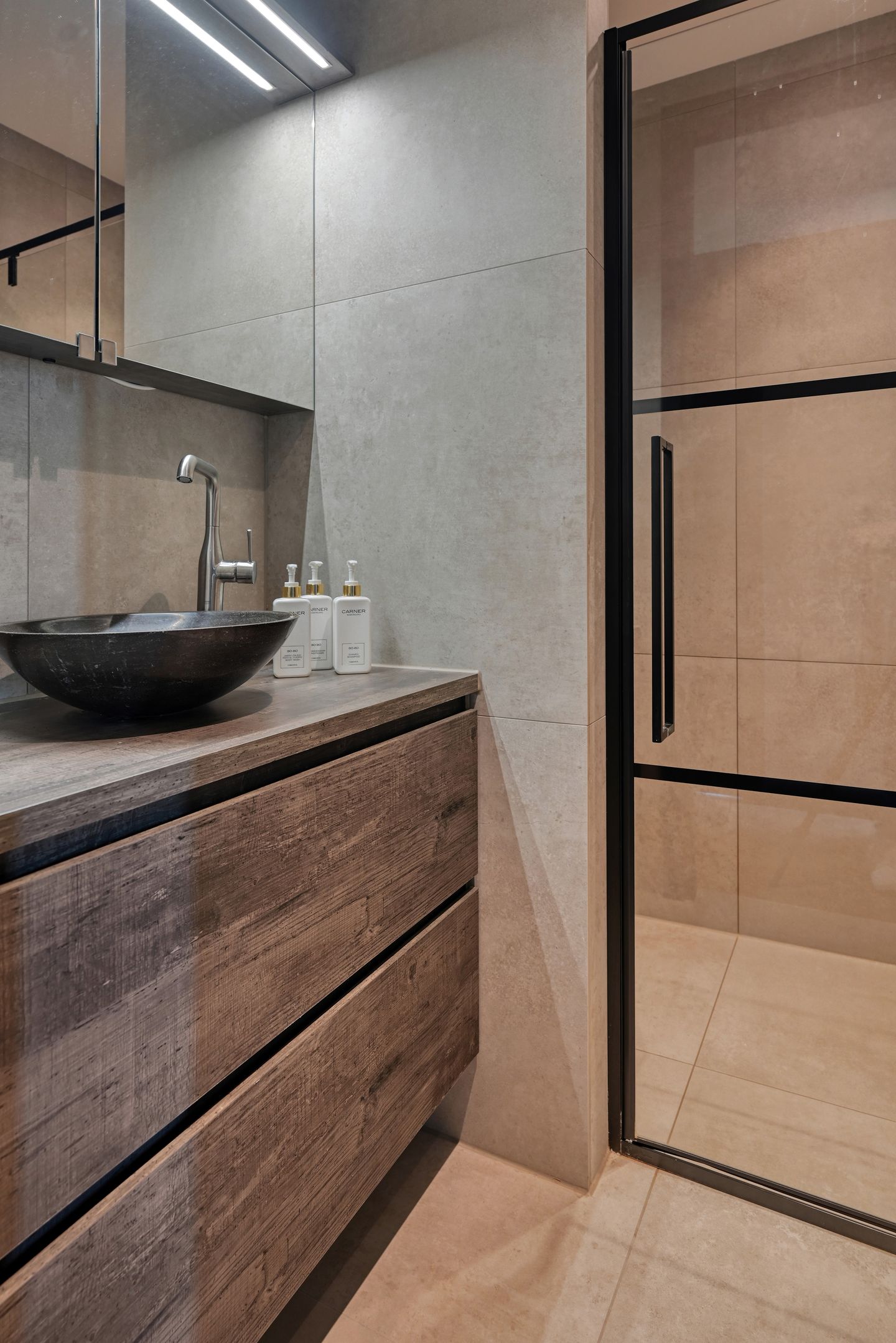 Foto 55 van Waalbandijk 529