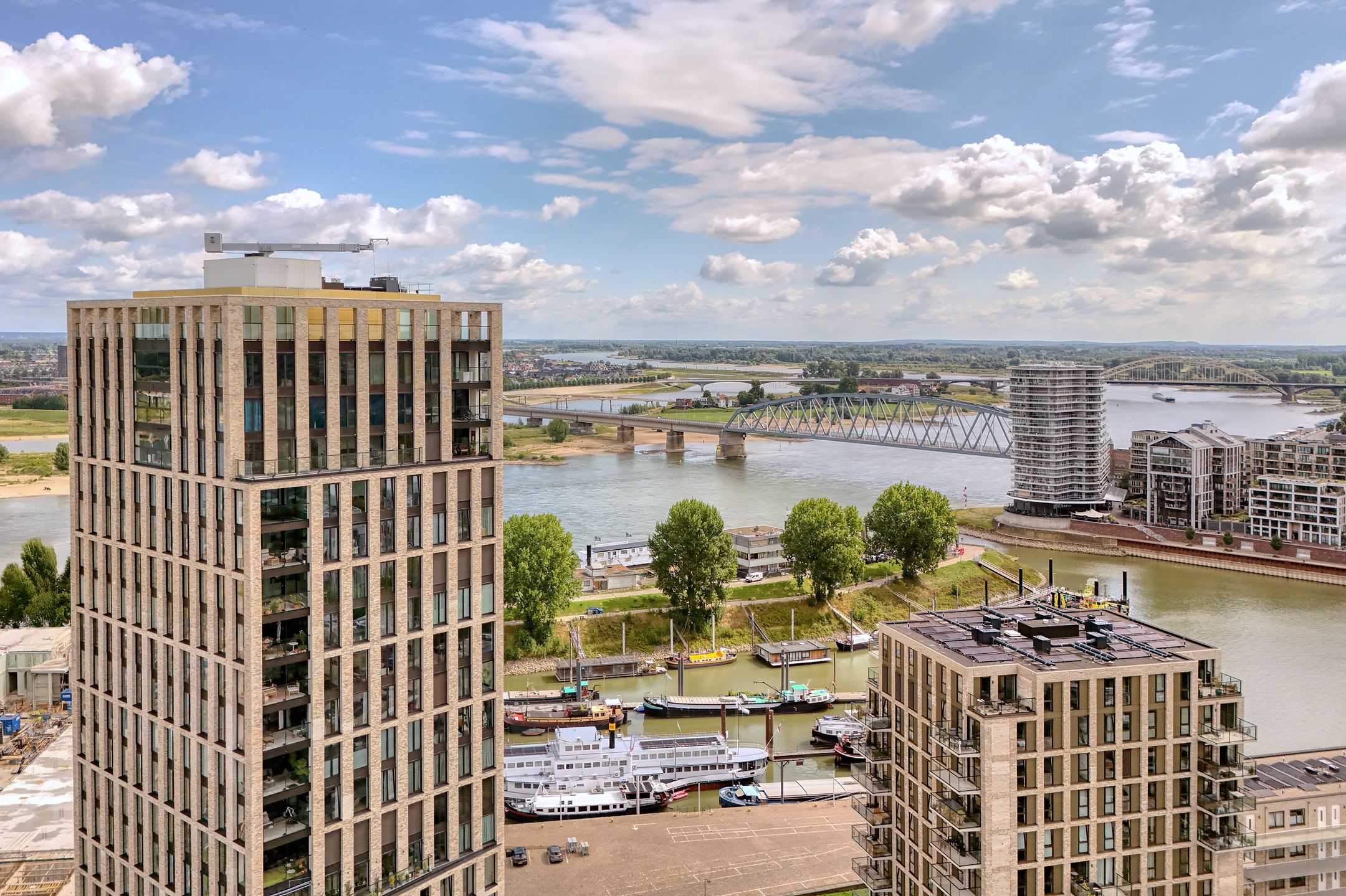 Foto 66 van Waalbandijk 529