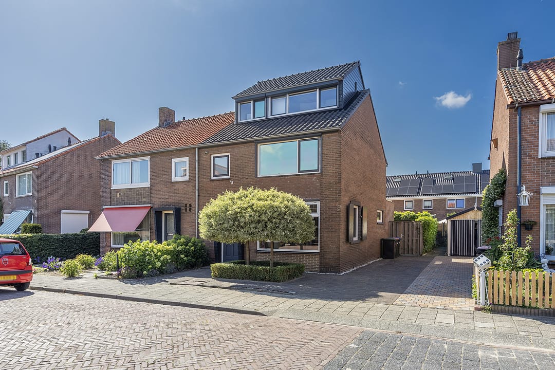 Foto 1 van Jacob van Oostzanenstraat 22