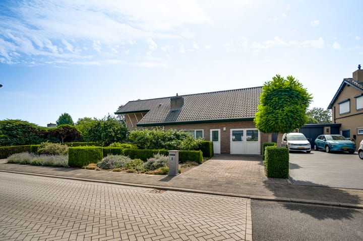 Foto 2 van Sportparklaan 8