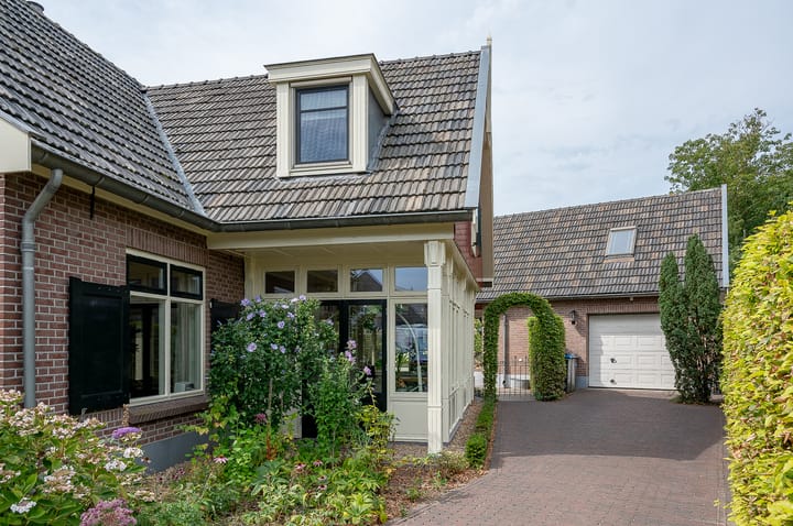 Photo 38 of Zelhemseweg 12