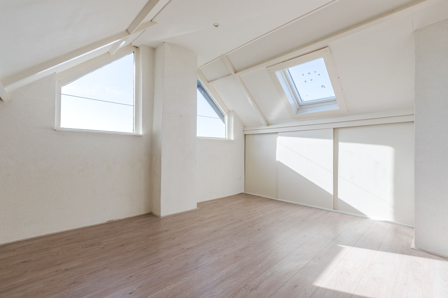 Photo 35 of Anjerstraat 12