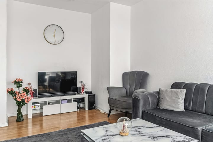 Photo 11 of Marco Pololaan 229