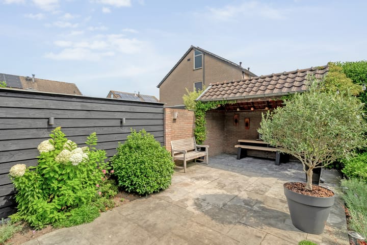 Foto 38 van Wethouder H.J.J. Vlaskamplaan 3