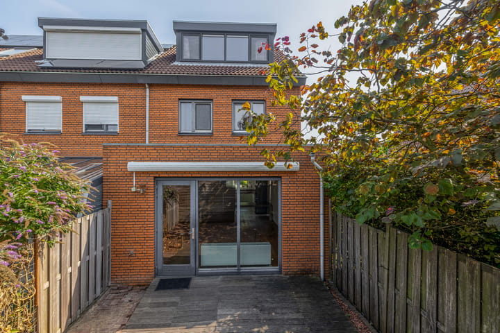 Foto 4 van 2e Lunarelaan 3