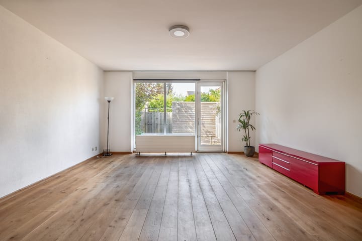 Foto 11 van 2e Lunarelaan 3