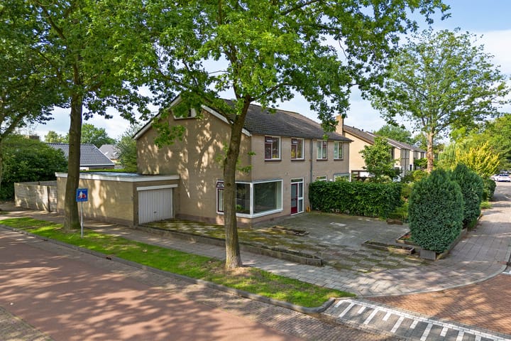 Photo 36 of J.L. Nijsinghweg 40