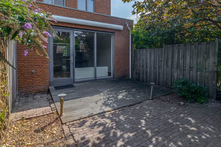 Foto 22 van 2e Lunarelaan 3