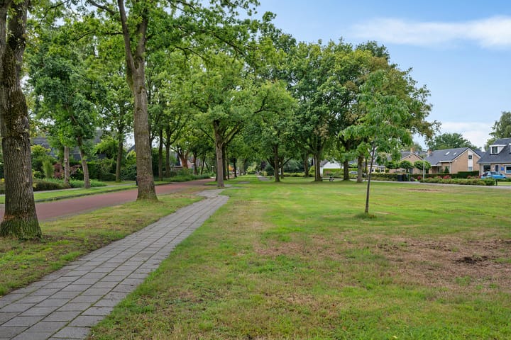 Photo 39 of J.L. Nijsinghweg 40