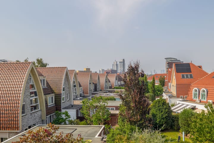 Foto 36 van 2e Lunarelaan 3