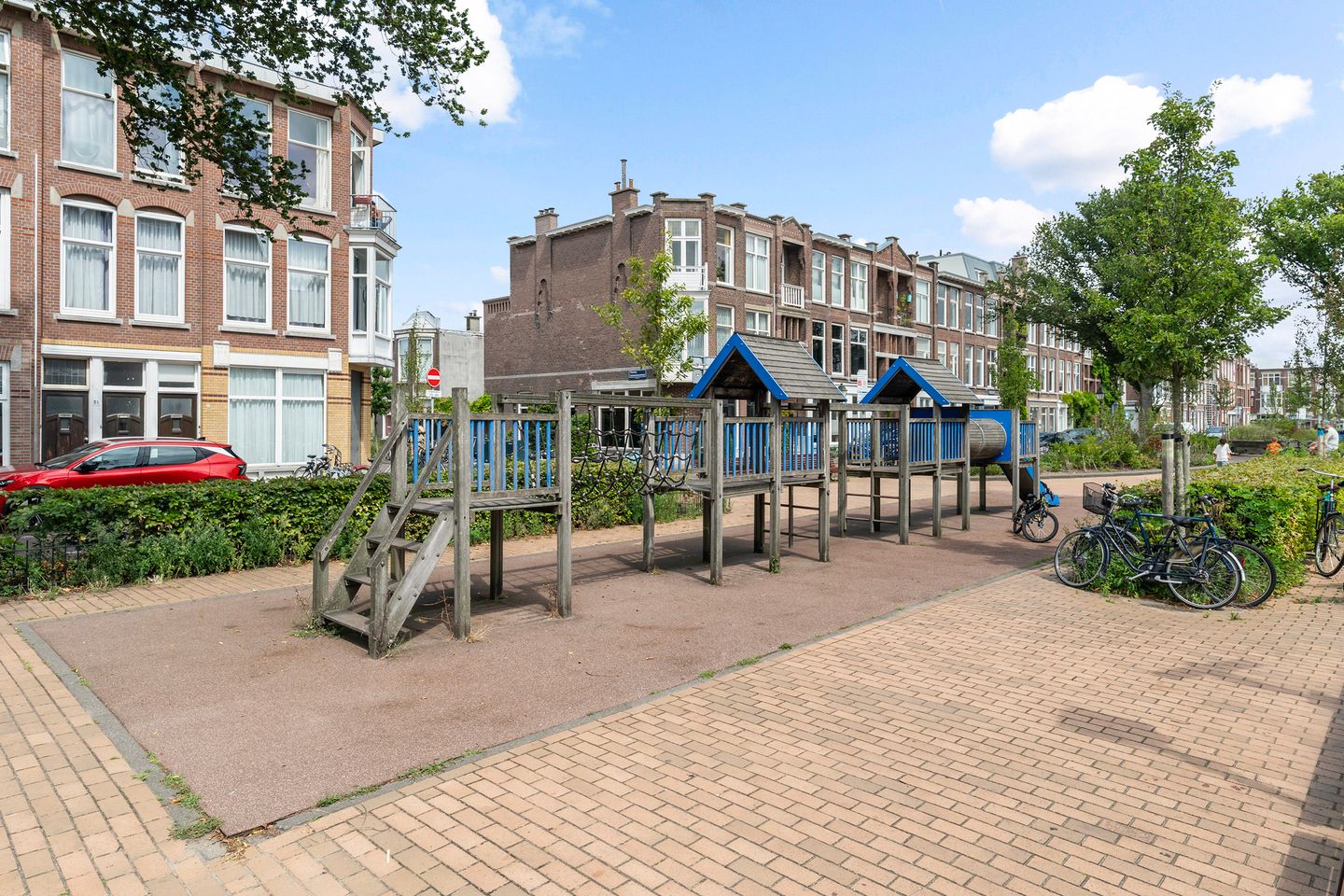 Photo 34 of Hendrik van Deventerstraat 186