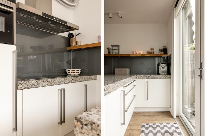 Photo 18 of Graan voor Visch 15315