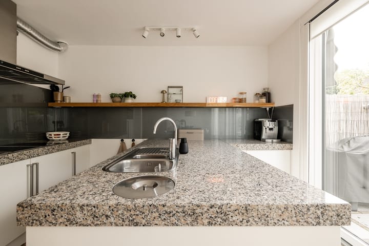 Photo 20 of Graan voor Visch 15315