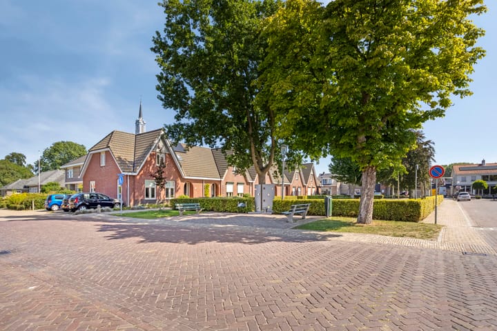 Foto 3 van Wolfertsplein 1