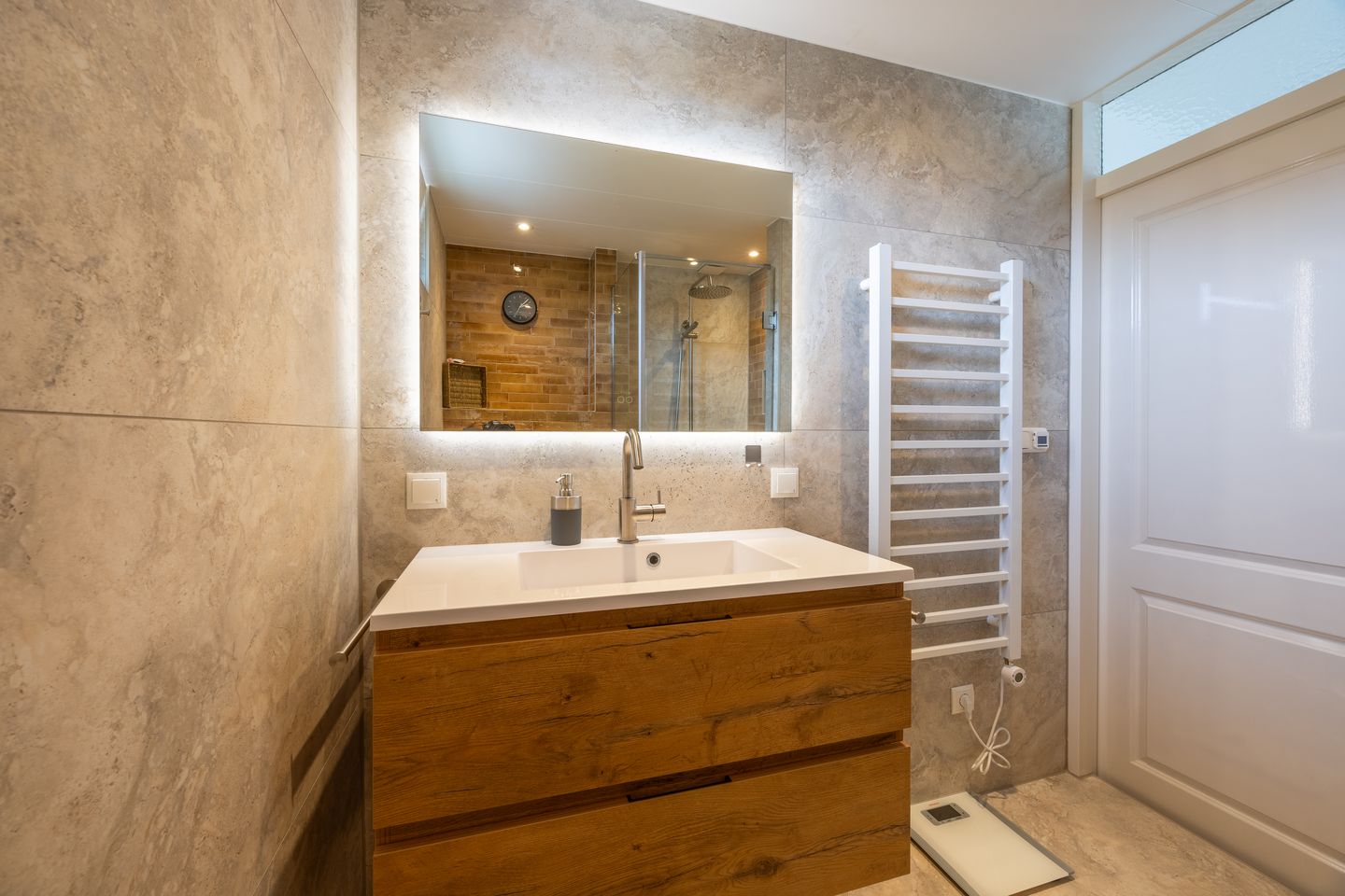 Foto 44 van Gerbrand Adriaanszoon Brederodestraat 31