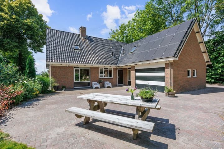 Foto 63 van Mensingeweersterweg 2-B