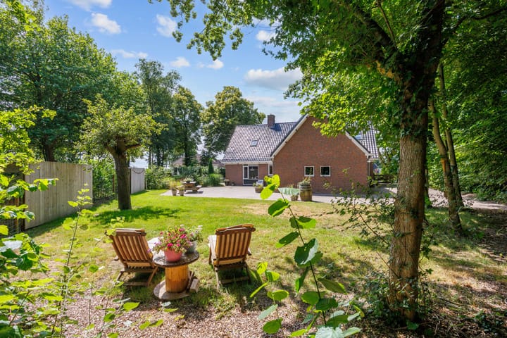 Foto 69 van Mensingeweersterweg 2-B