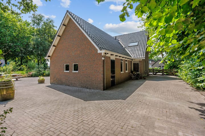 Foto 71 van Mensingeweersterweg 2-B