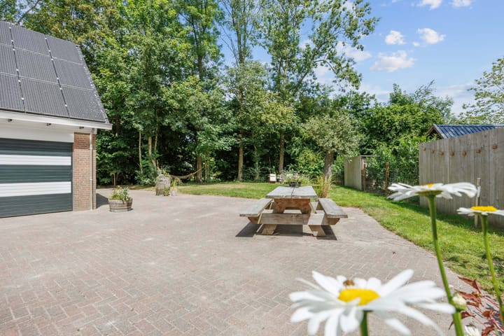 Foto 77 van Mensingeweersterweg 2-B