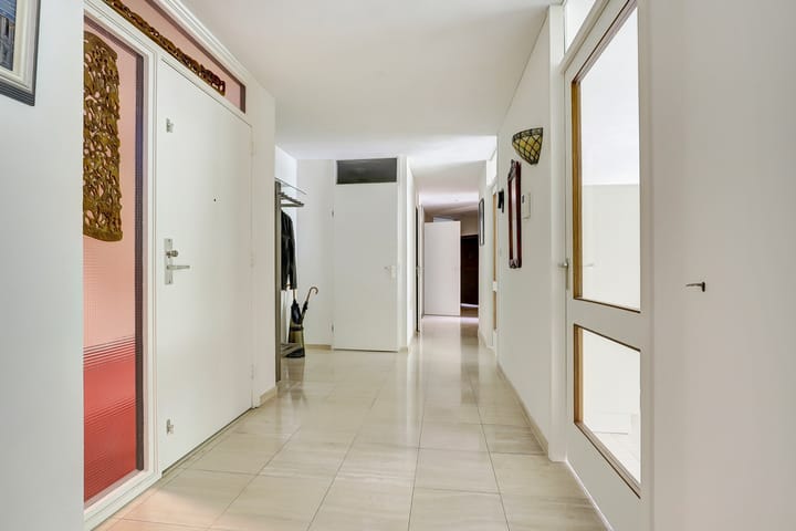 Photo 5 of Anna Paulownaplein 6