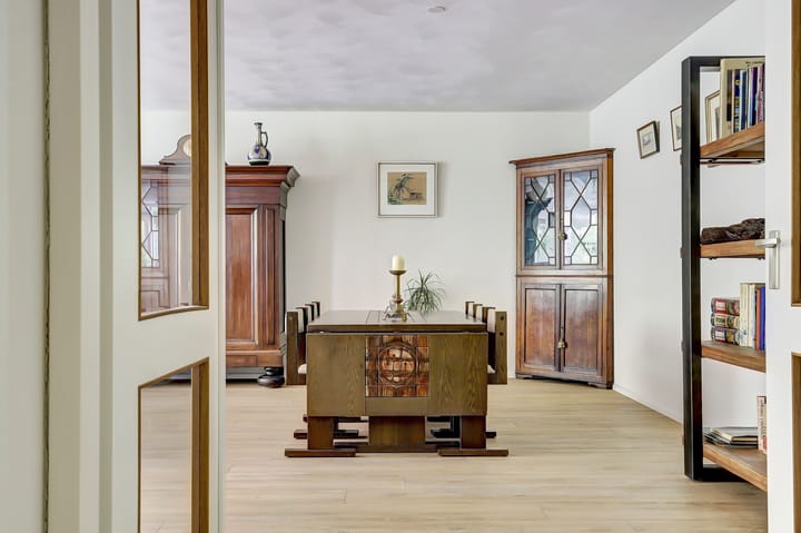 Photo 7 of Anna Paulownaplein 6