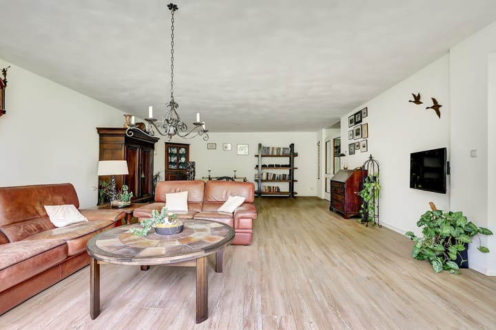 Photo 11 of Anna Paulownaplein 6