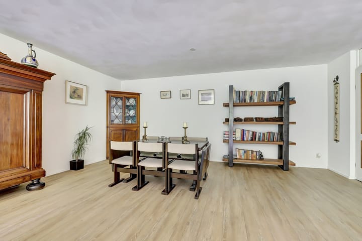 Photo 13 of Anna Paulownaplein 6