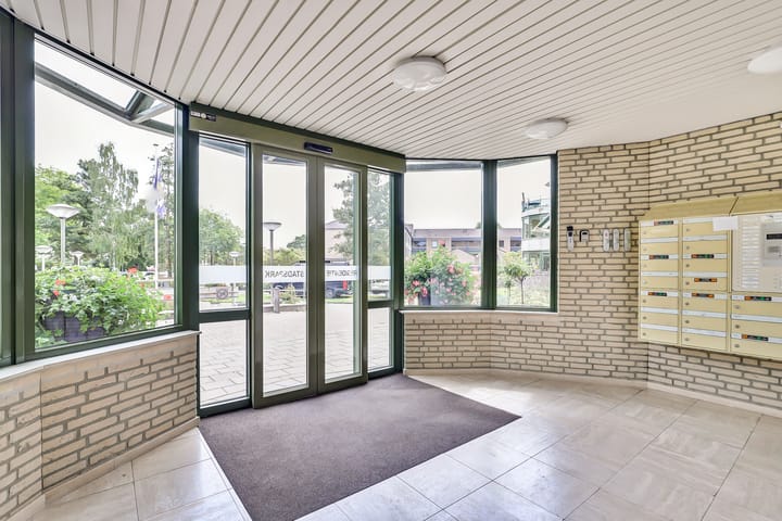 Photo 31 of Anna Paulownaplein 6