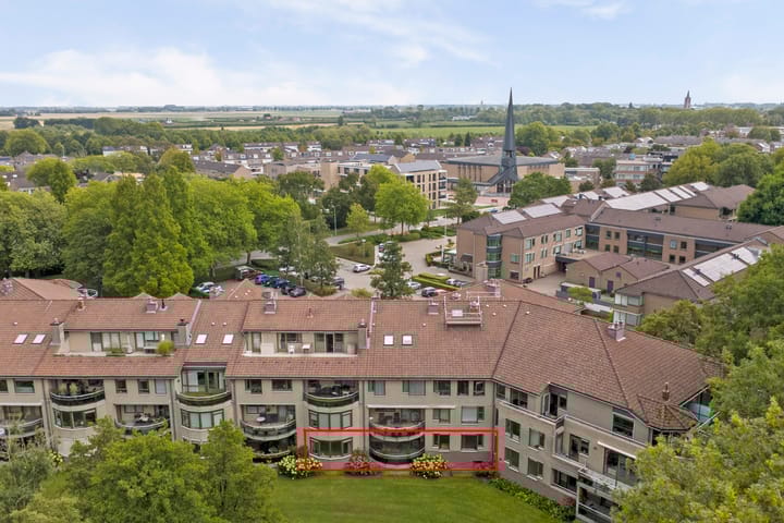 Photo 33 of Anna Paulownaplein 6