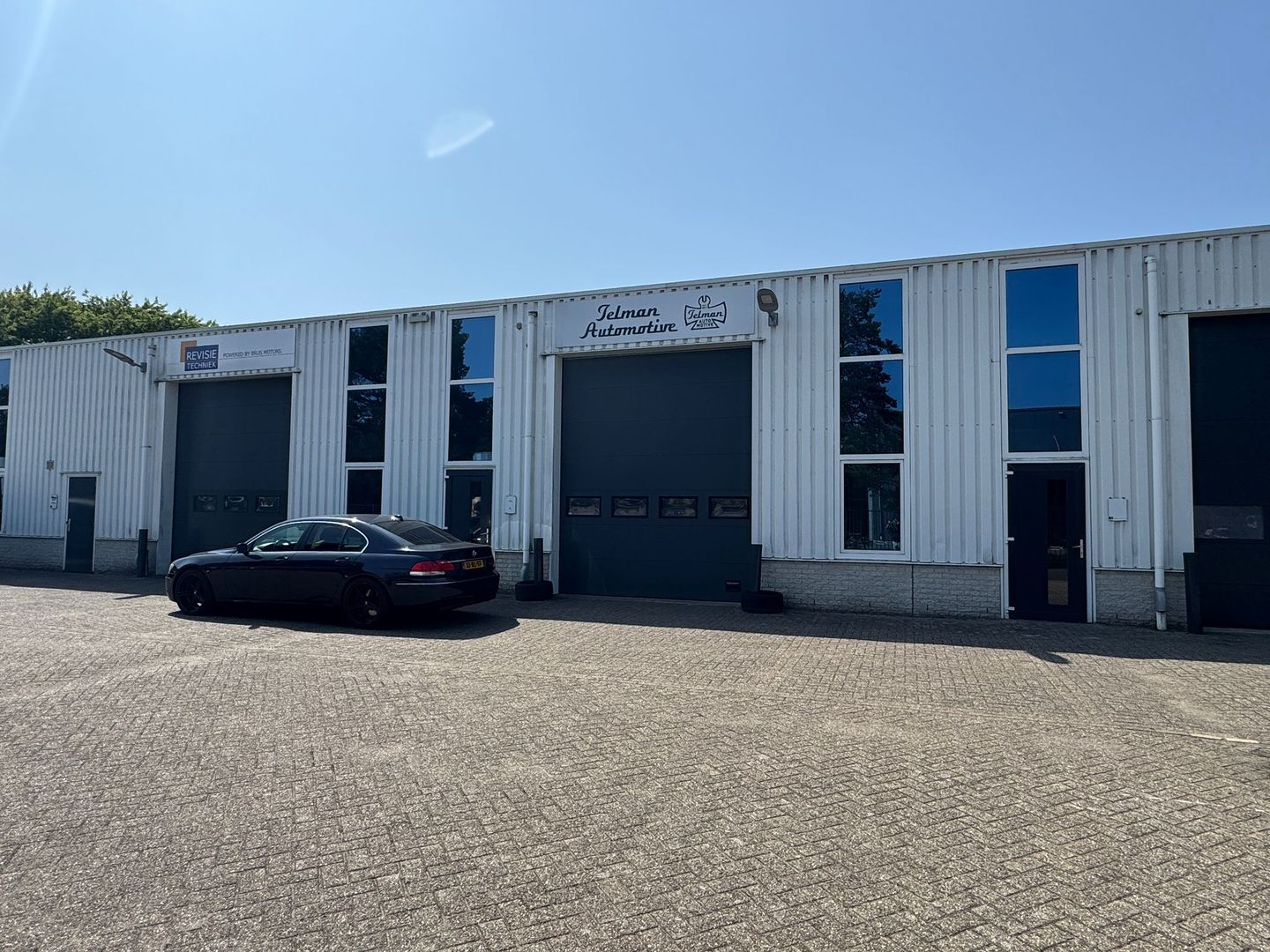 Bekijk foto 1 van Madame Curieweg 1-A