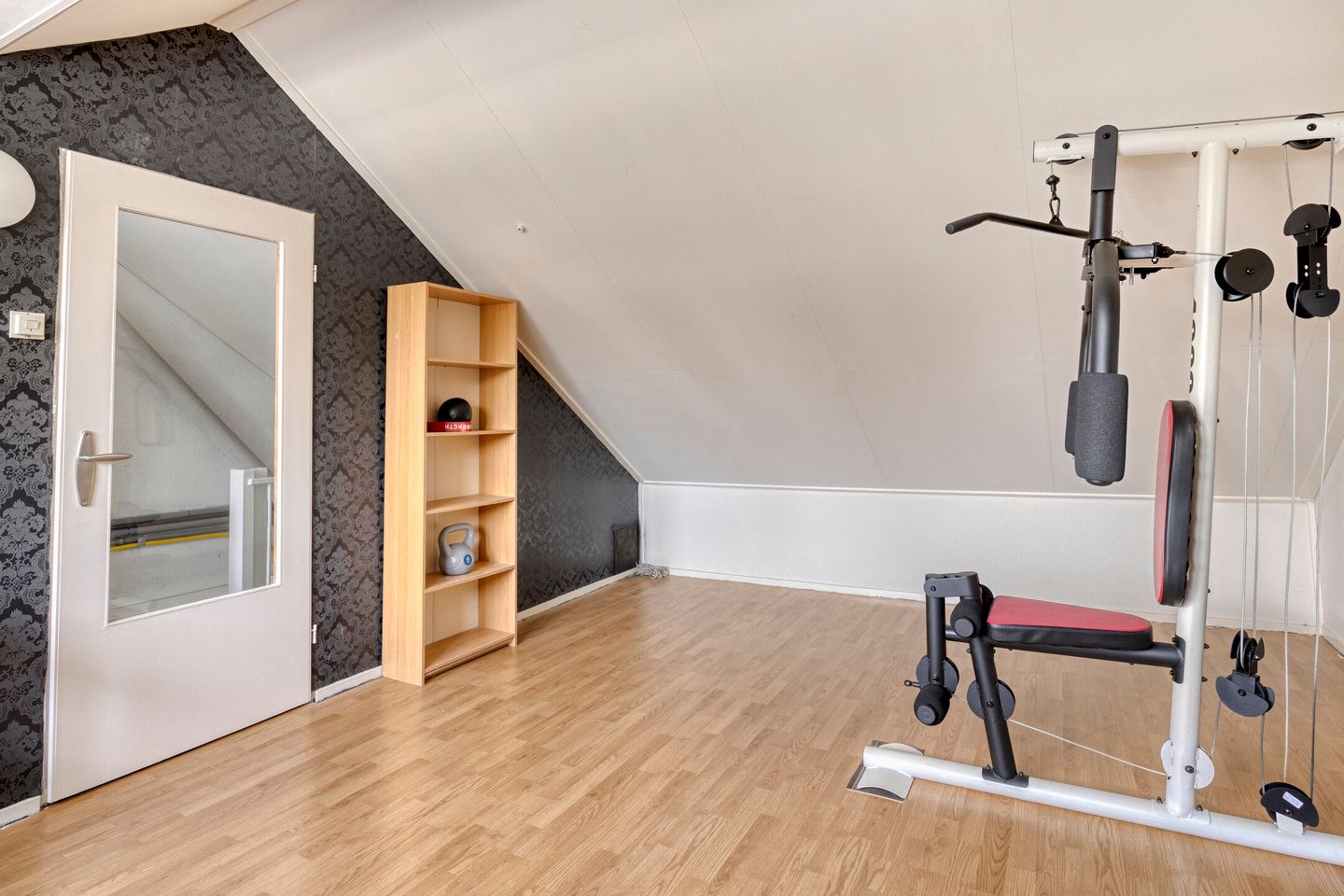 Photo 29 of Donaustraat 8