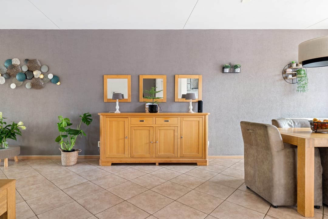 Foto 11 van Weegbree 8