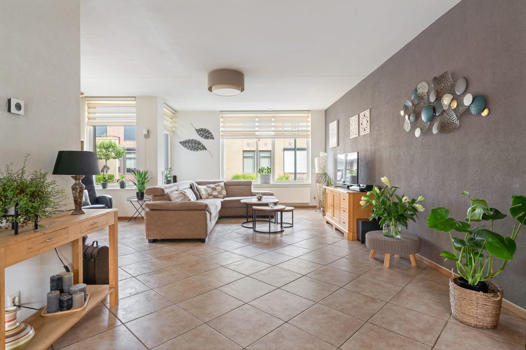 Foto 13 van Weegbree 8