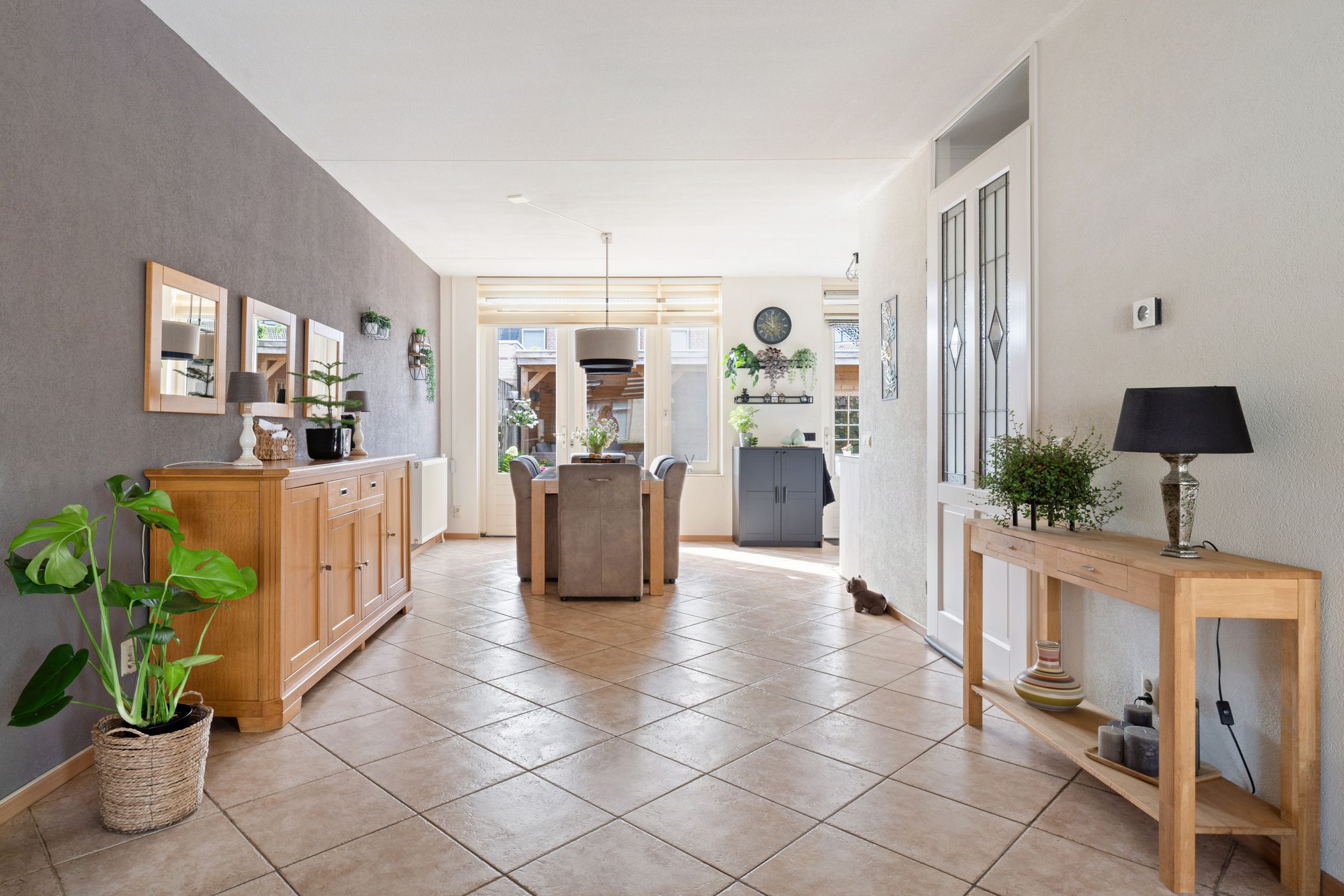 Foto 18 van Weegbree 8