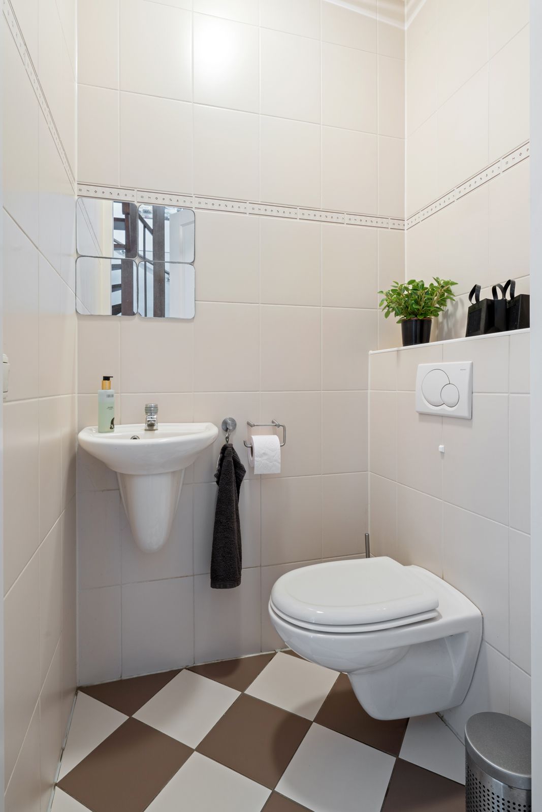 Foto 26 van Weegbree 8