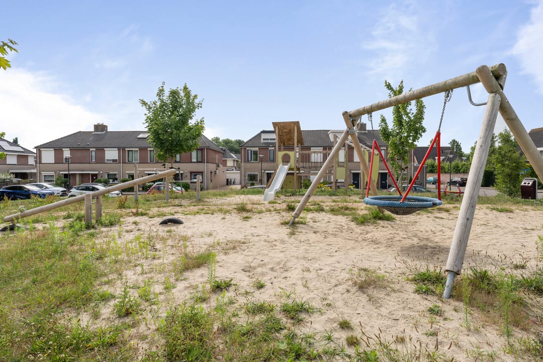 Foto 61 van Weegbree 8