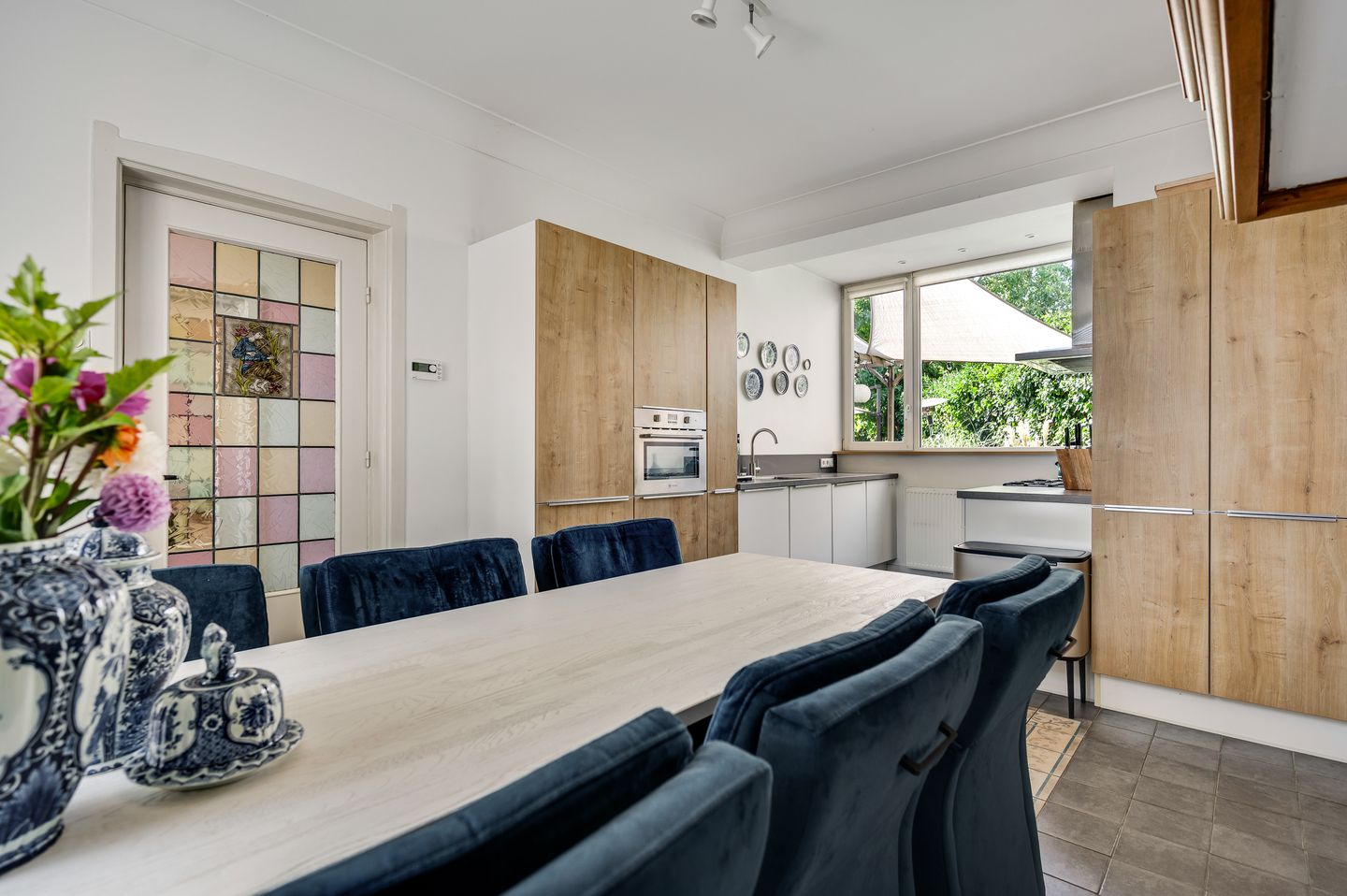 Photo 10 of Robert Regoutstraat 40