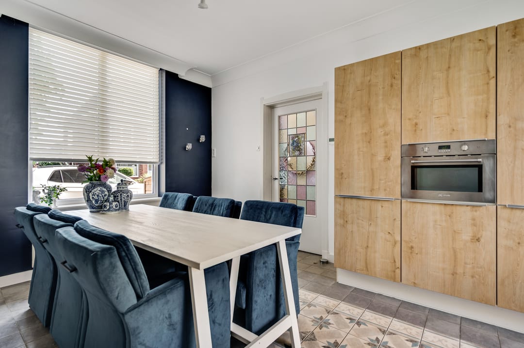 Photo 11 of Robert Regoutstraat 40