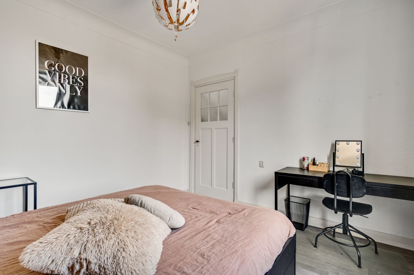 Photo 19 of Robert Regoutstraat 40