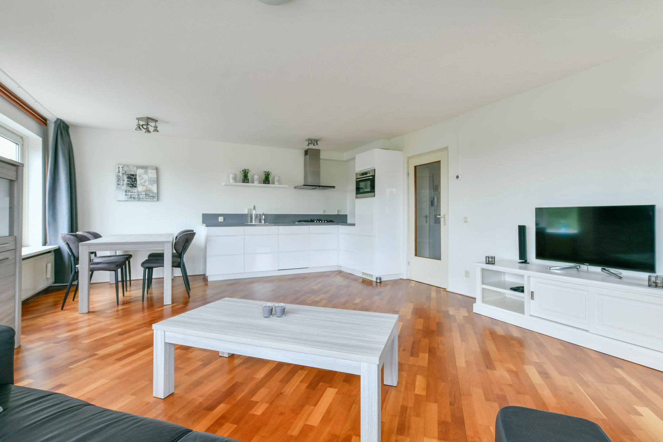 Foto 6 van Rosa Spierlaan 396