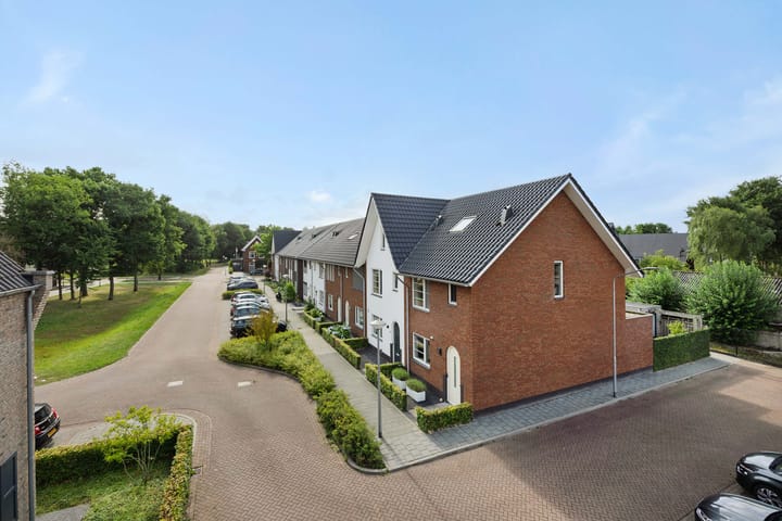 Foto 35 van Meerkensloop 23