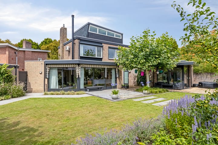 Foto 3 van Julianastraat 11-A