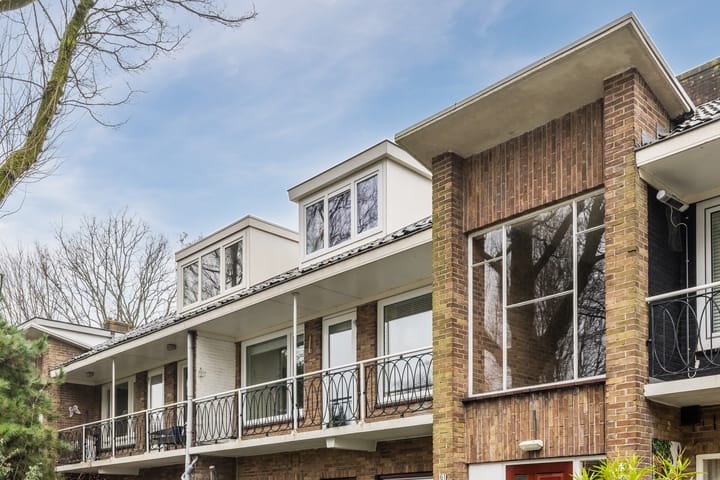 Foto 31 van Mr. G. Groen van Prinstererlaan 61