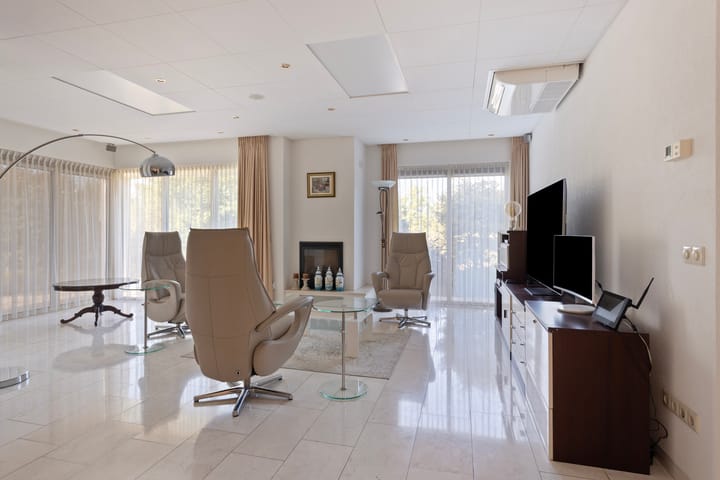 Photo 2 of Anton Mollemanhof 56