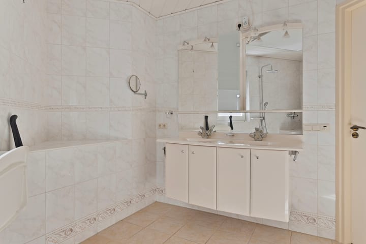 Photo 20 of Anton Mollemanhof 56