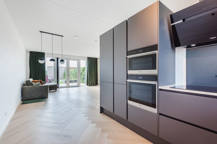 Foto 14 van Anna Maria van Schurmanlaan 60