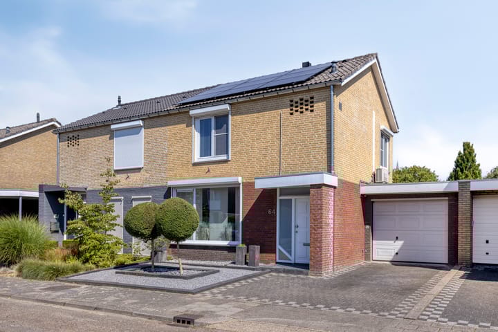 Photo 1 of Rooseveltstraat 64