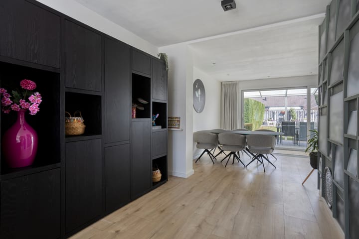 Photo 11 of Rooseveltstraat 64