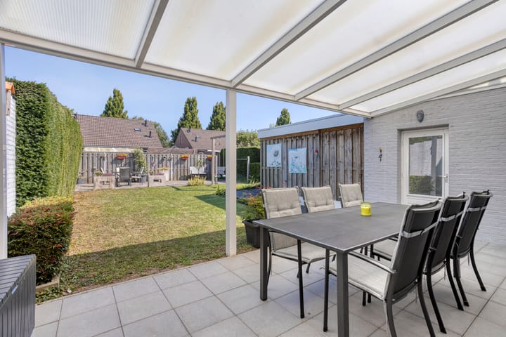 Photo 17 of Rooseveltstraat 64